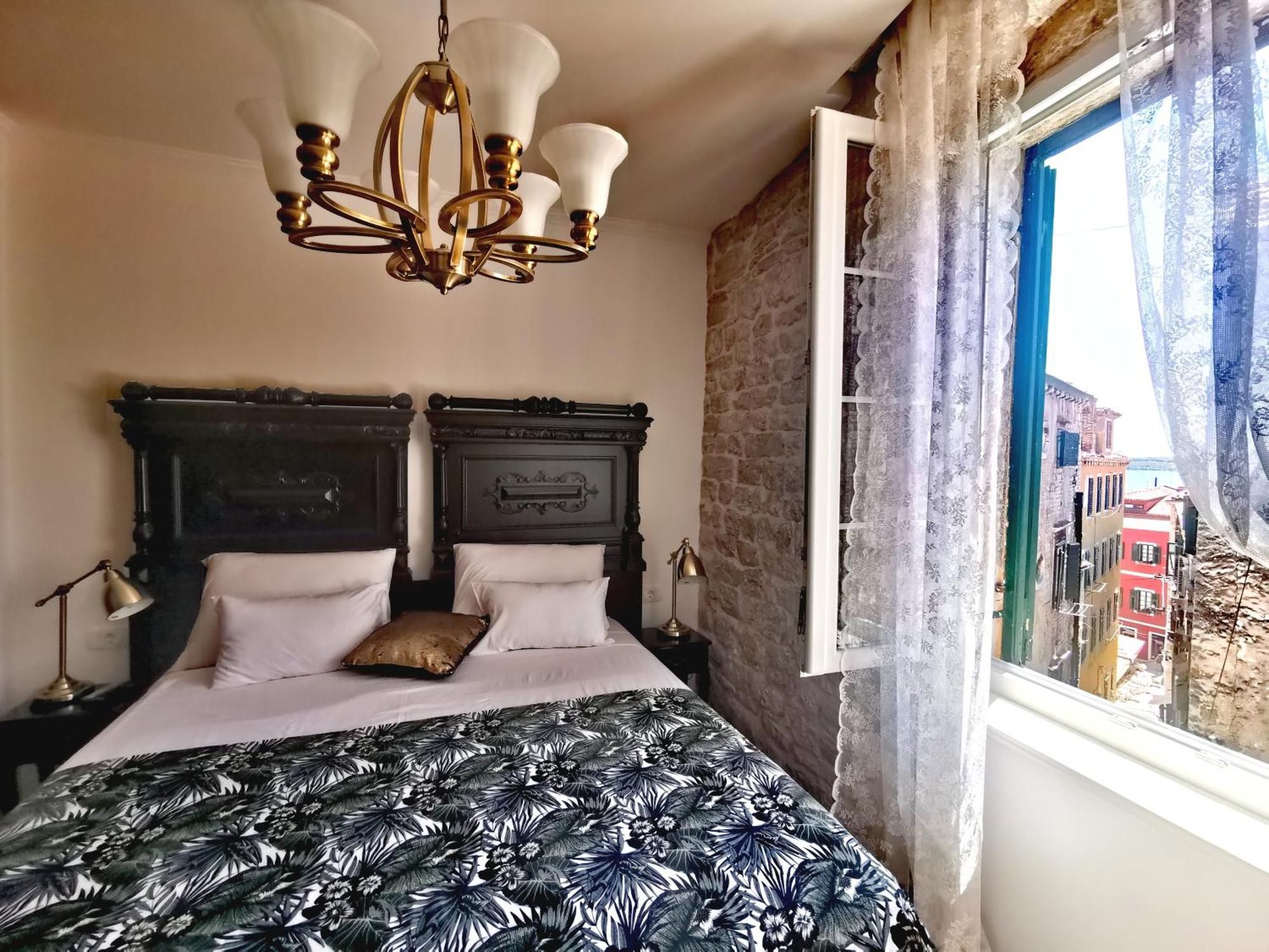 L&L Rooms Royal シベニク 部屋 写真