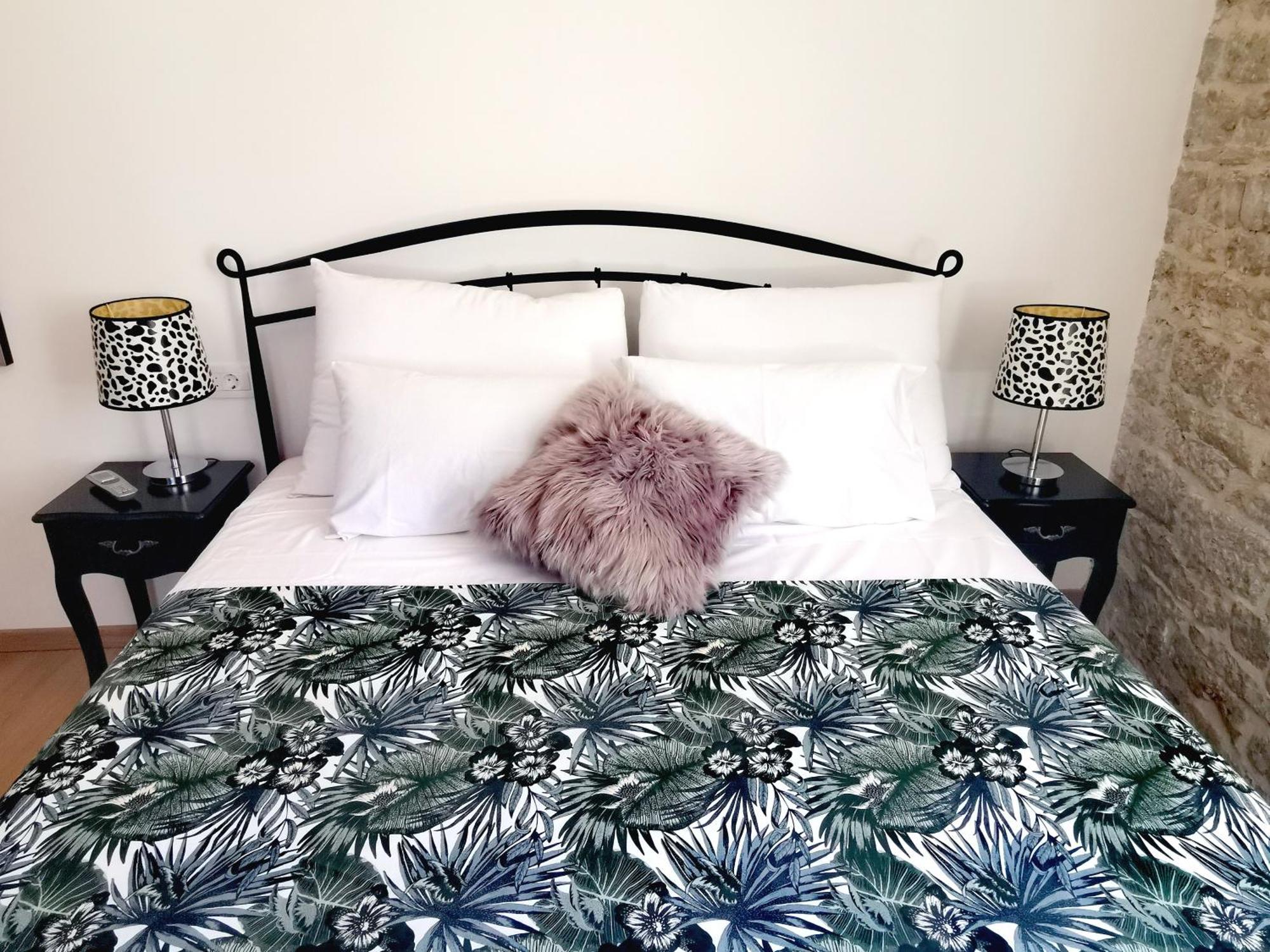 L&L Rooms Royal シベニク 部屋 写真